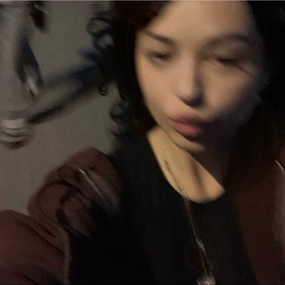 Meet your Posher, Kiki